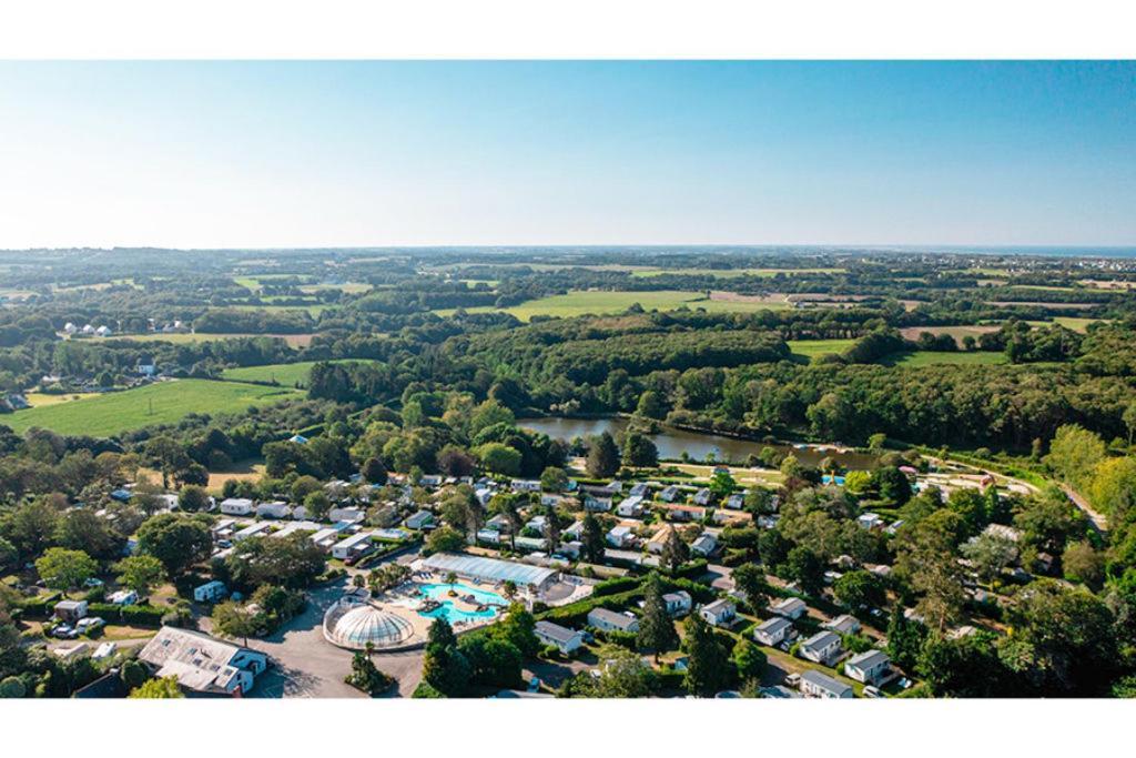Camping Landudec Bagian luar foto
